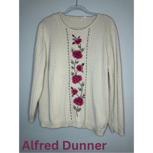 Alfred Dunner Sweaters - Alfred Dunner Cream Embroidered Floral Sweater Pink Roses Vintage Cottagecore